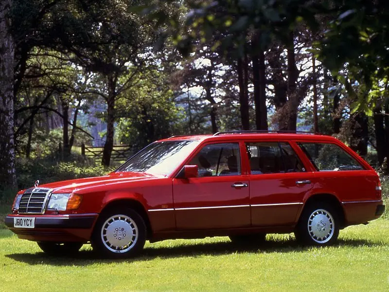 Mercedes-Benz  E Estate 240 T Classic 3