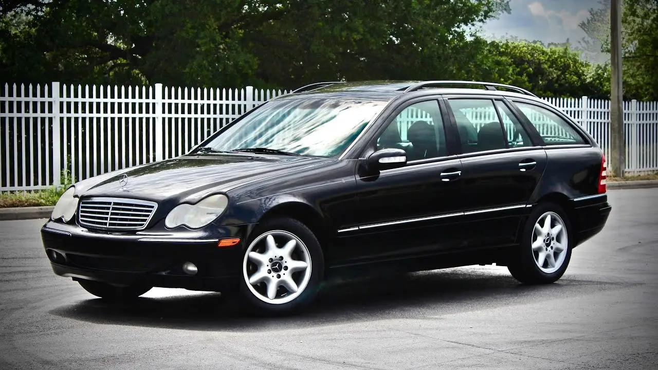 Mercedes-Benz  E Estate 240 T Classic 3