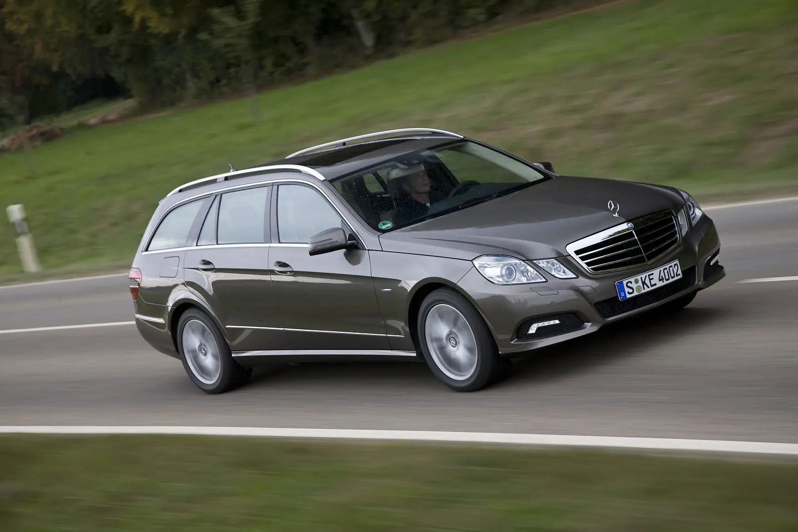 Mercedes-Benz  E Estate 250 T D Elegance 5
