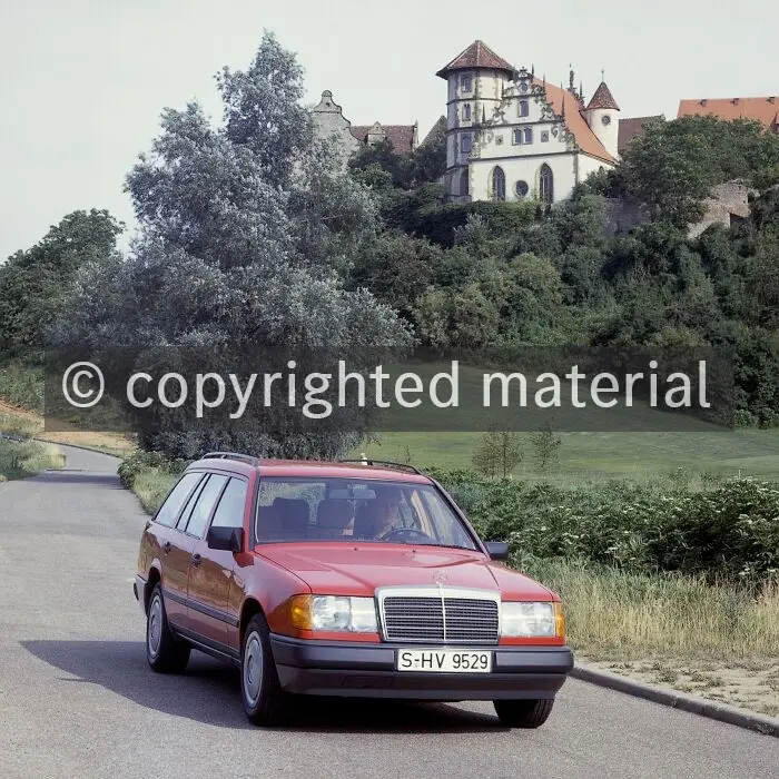 Mercedes-Benz  E Estate 250 TD 5