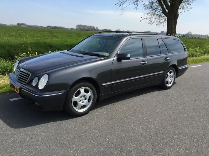 Mercedes-Benz  E Estate 270 T CDI Elegance 4