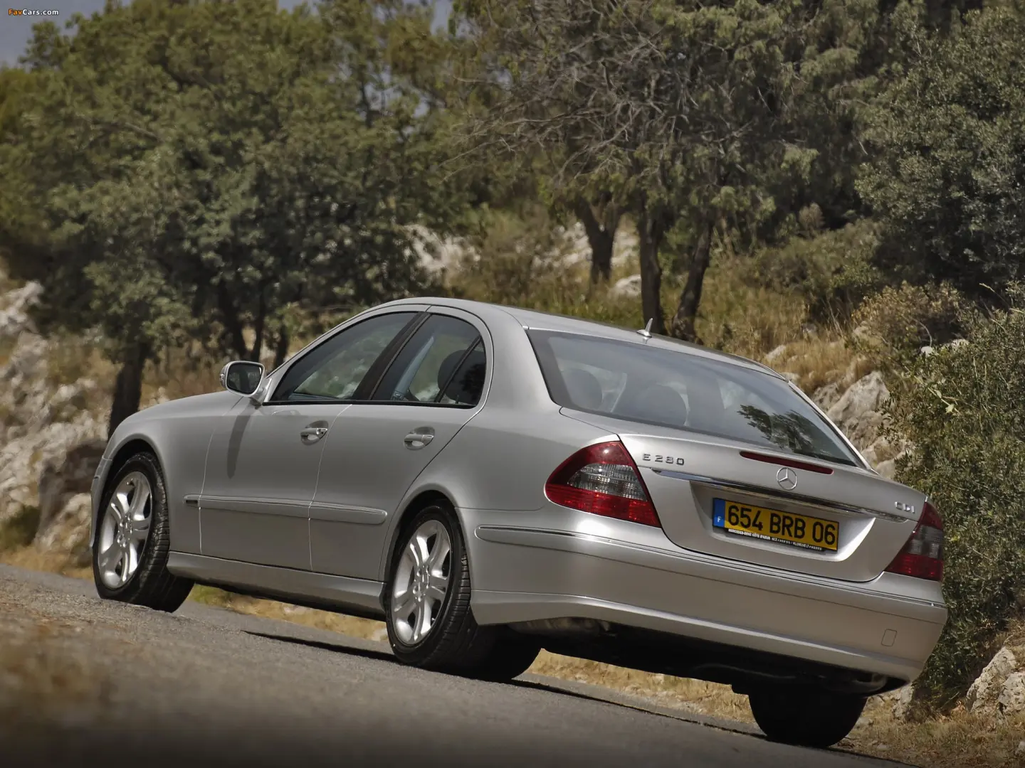 Mercedes-Benz  E 280 CDI Classic 5