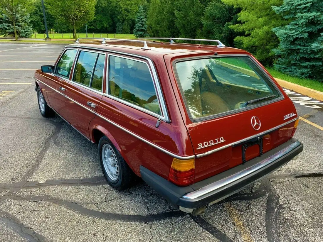 Mercedes-Benz  E Estate 300 TD 4