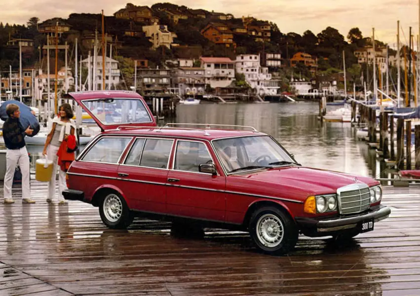 Mercedes-Benz  E Estate 300 TD 5