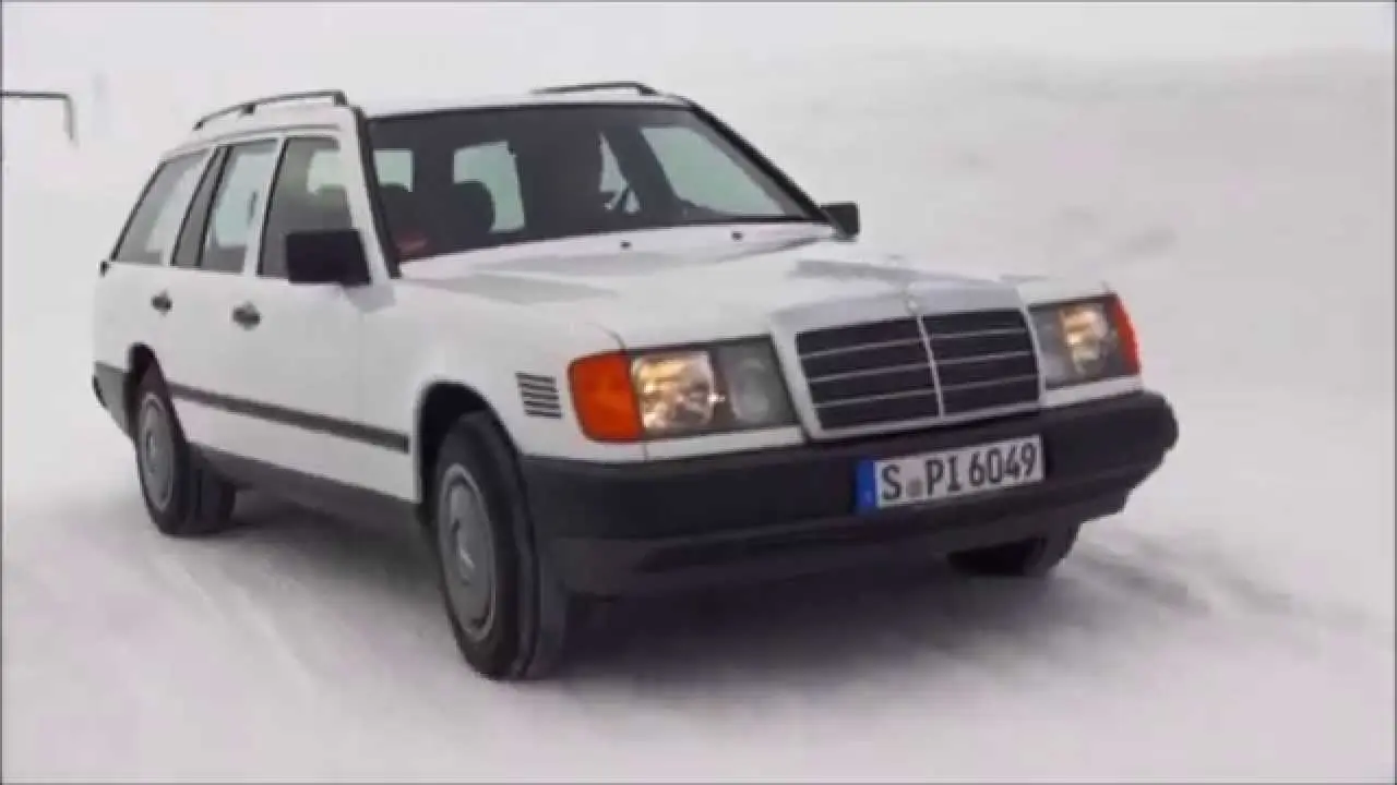 Mercedes-Benz  E Estate 300 TD 7