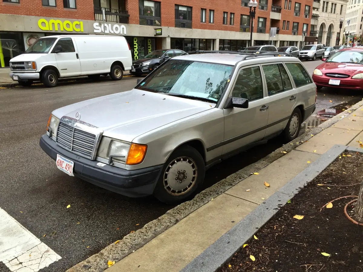 Mercedes-Benz  E Estate 300 TE 6