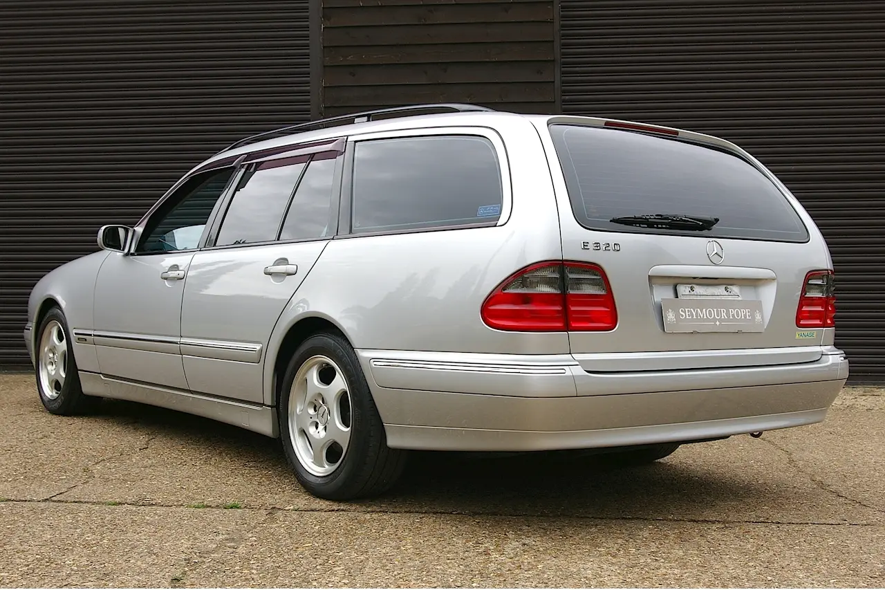 Mercedes-Benz  E Estate 500 T Elegance 1