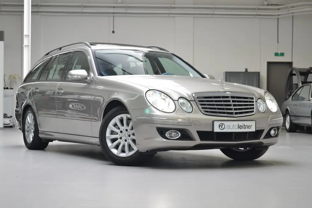 Mercedes-Benz  E Estate 350 T Classic 1