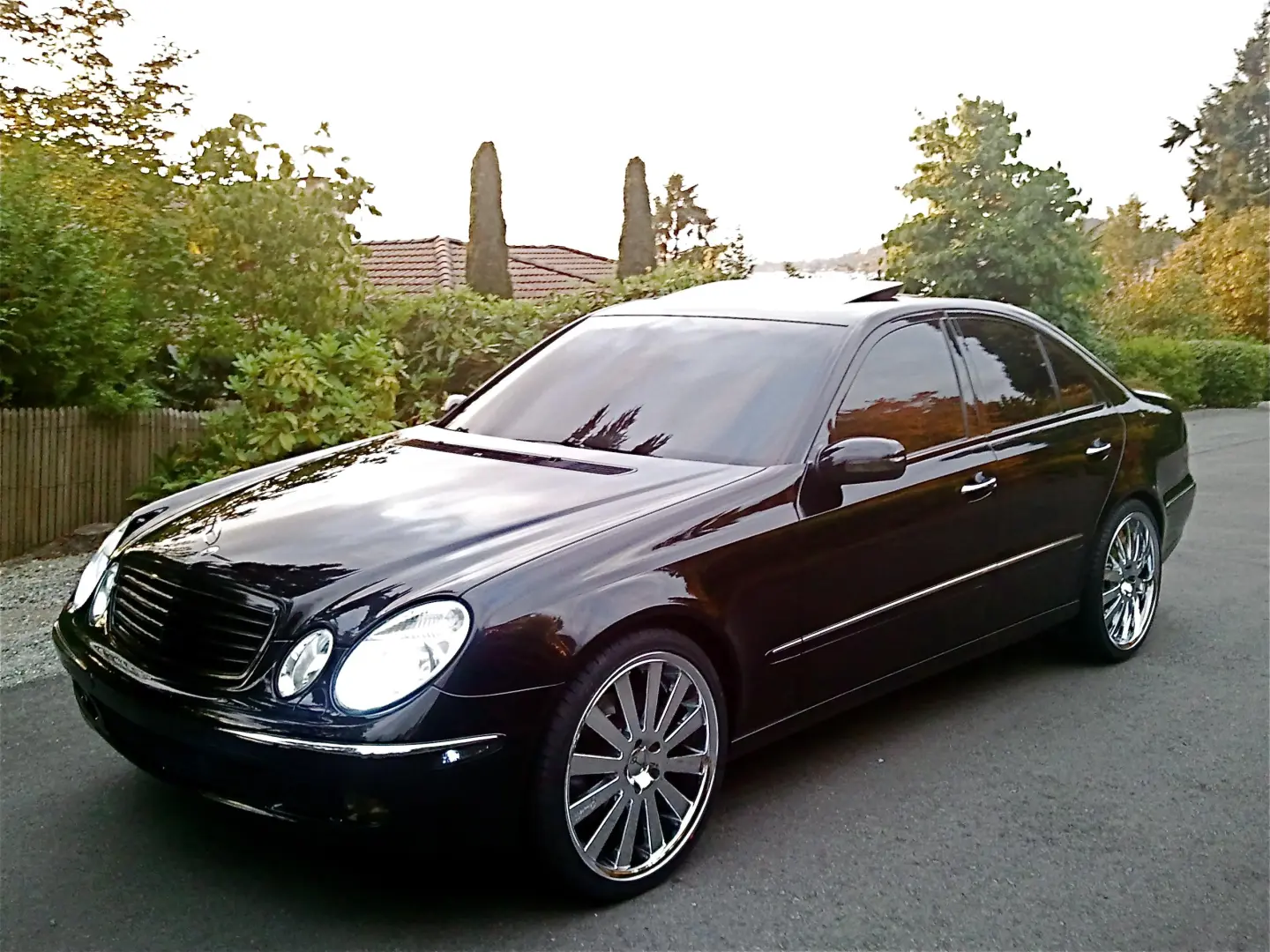 Mercedes-Benz  E 500 Elegance 4
