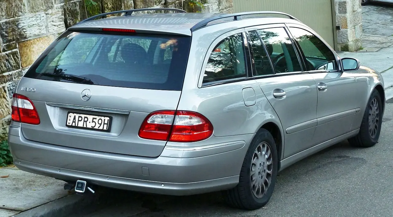 Mercedes-Benz  E Estate 500 T Elegance 6