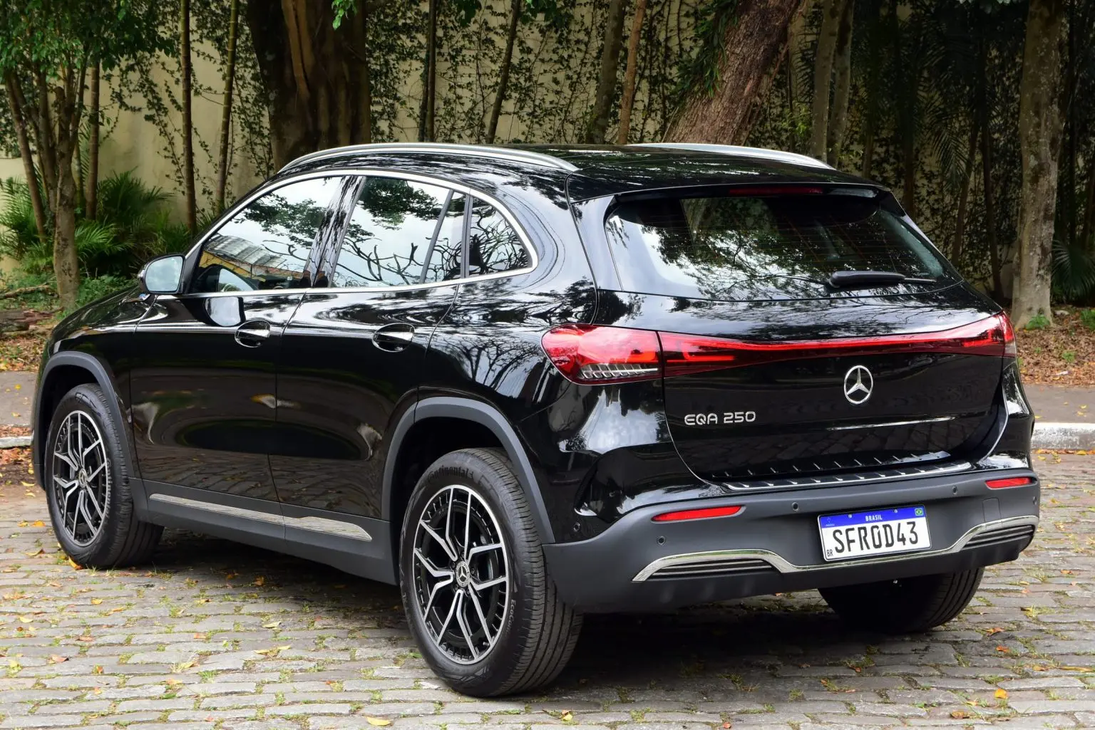 Mercedes-Benz EQA EQA 250+ AMG+ 7
