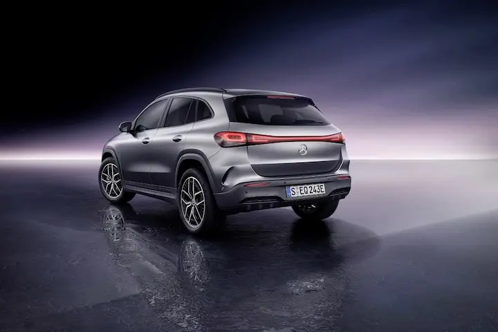 Mercedes-Benz EQA EQA 350 67kwh 4Matic AMG+ 5