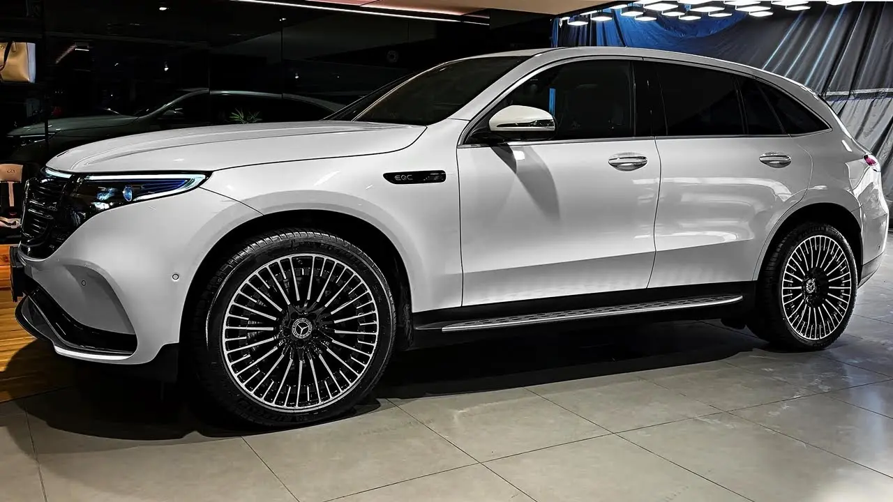 Mercedes-Benz EQC EQC 400 4Matic 3