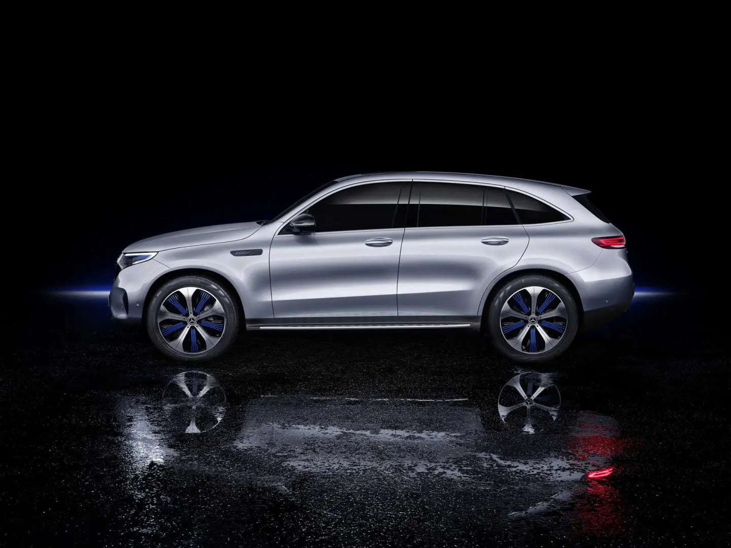 Mercedes-Benz EQC EQC 400 4Matic 5