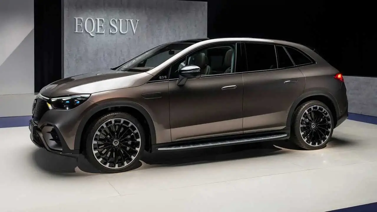 Mercedes-Benz EQE EQE 350 AMG 4Matic 3