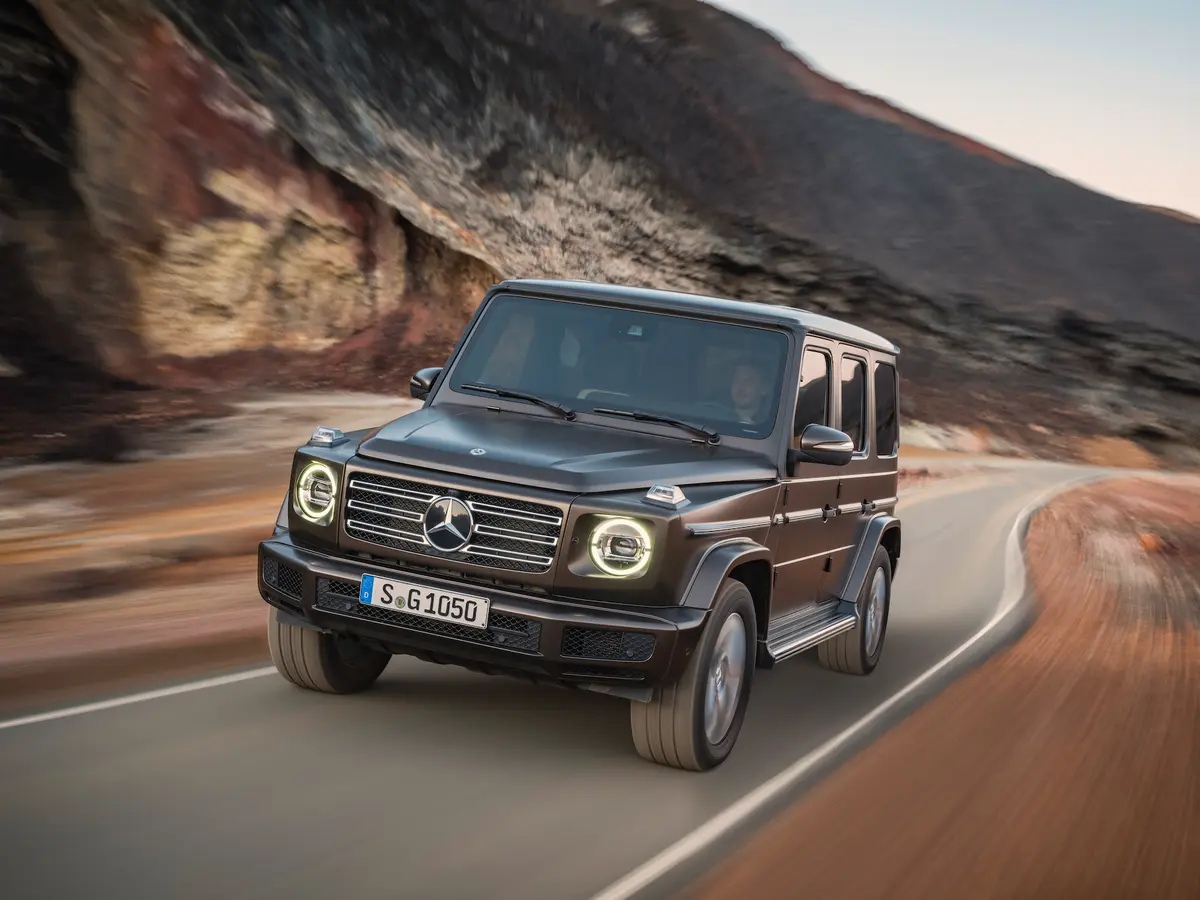 Mercedes-Benz  G 500 Magnetic 9G-Tronic 2