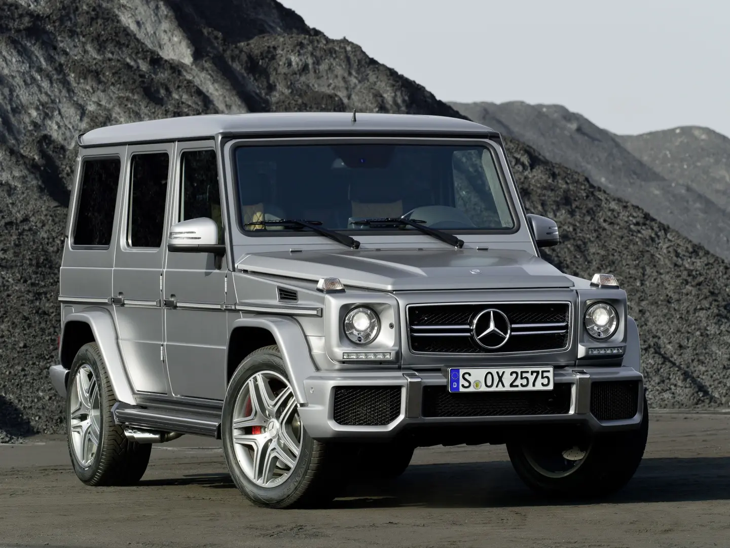 Mercedes-Benz  G 63 AMG 0