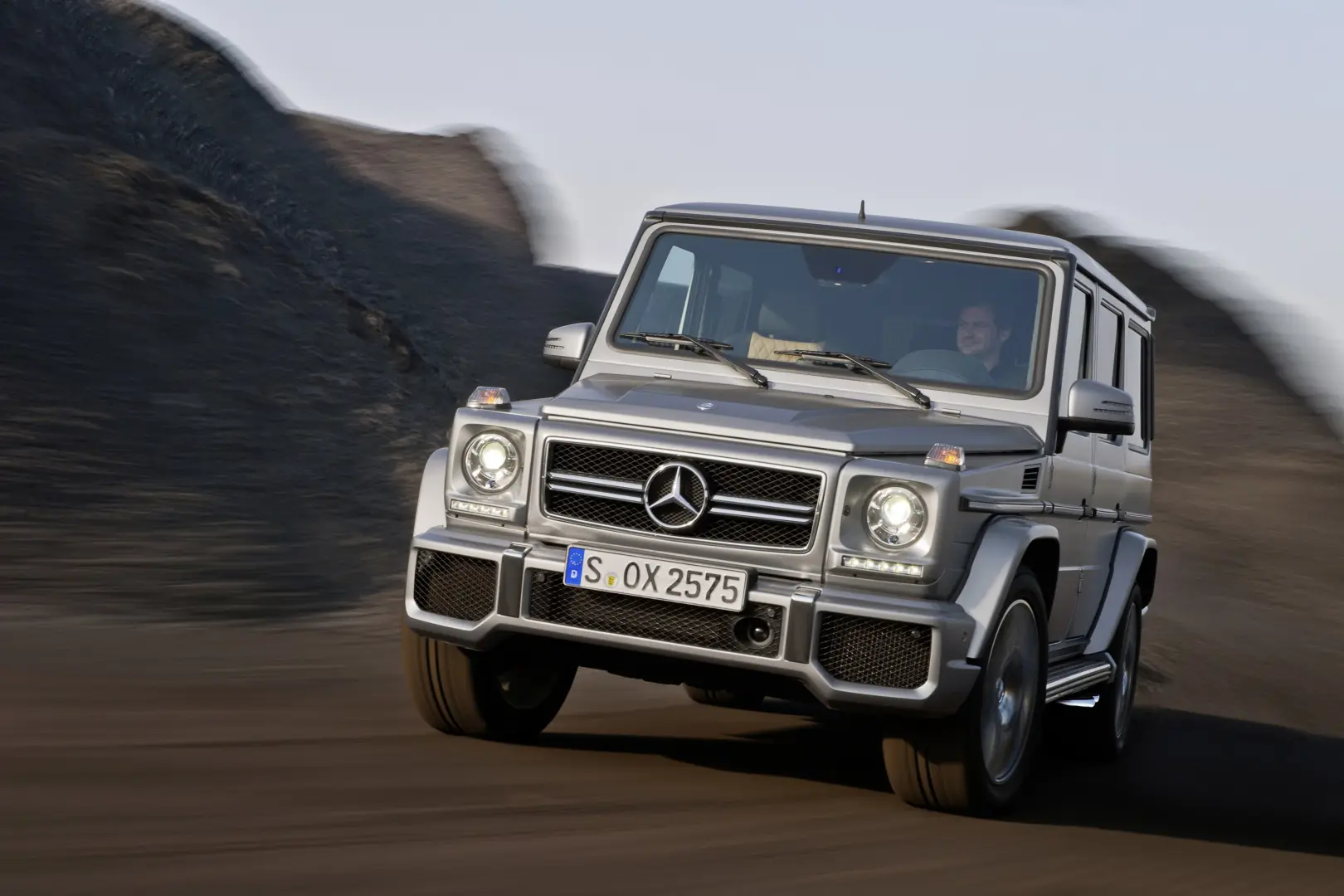 Mercedes-Benz  G 63 AMG 7