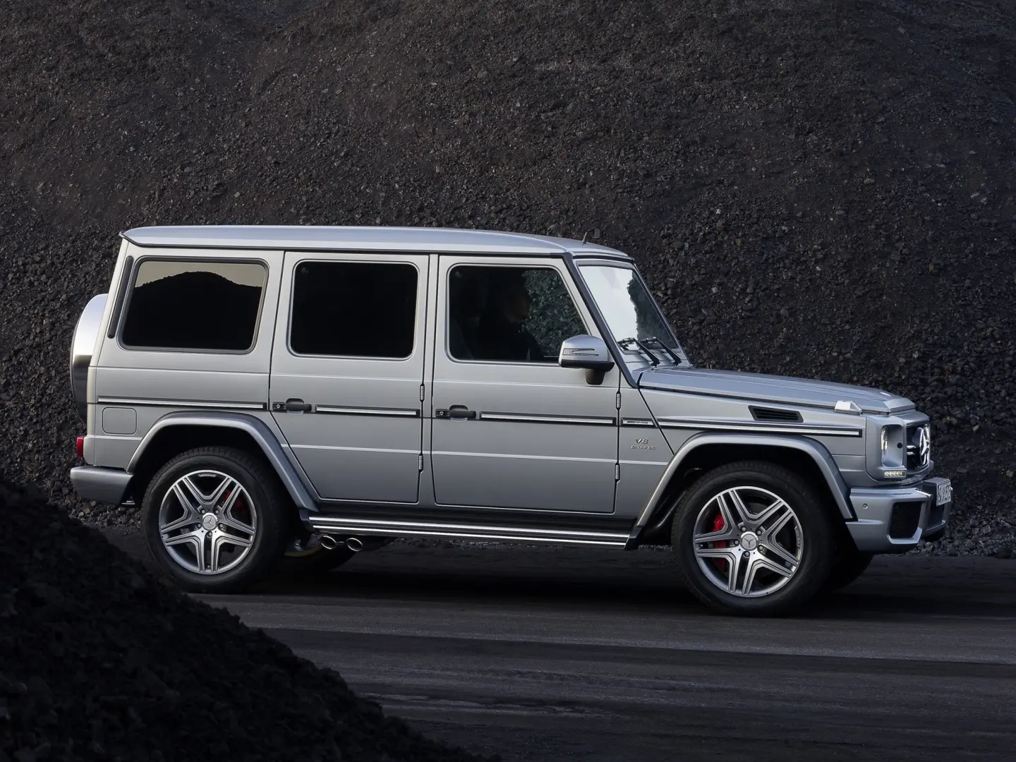 Mercedes-Benz  G 63 AMG 5