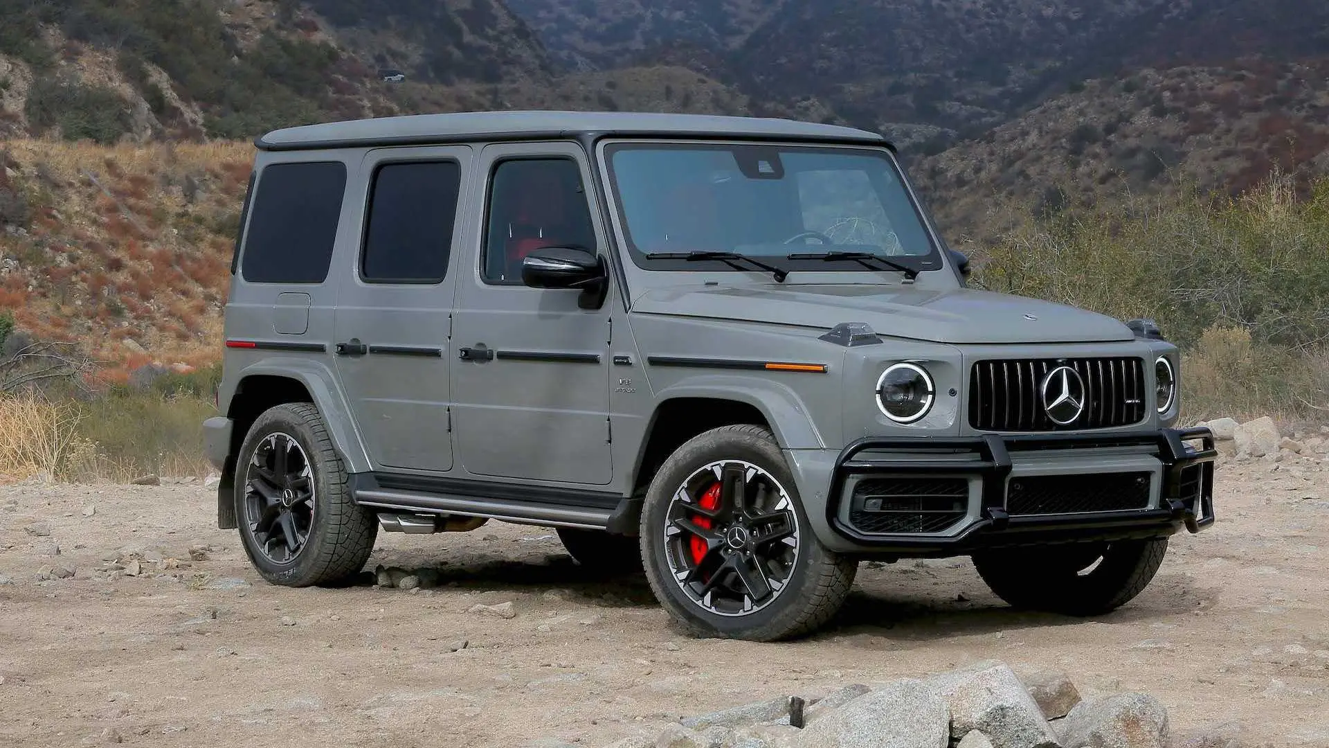 Mercedes-Benz  G 63 AMG 9G-Tronic 1