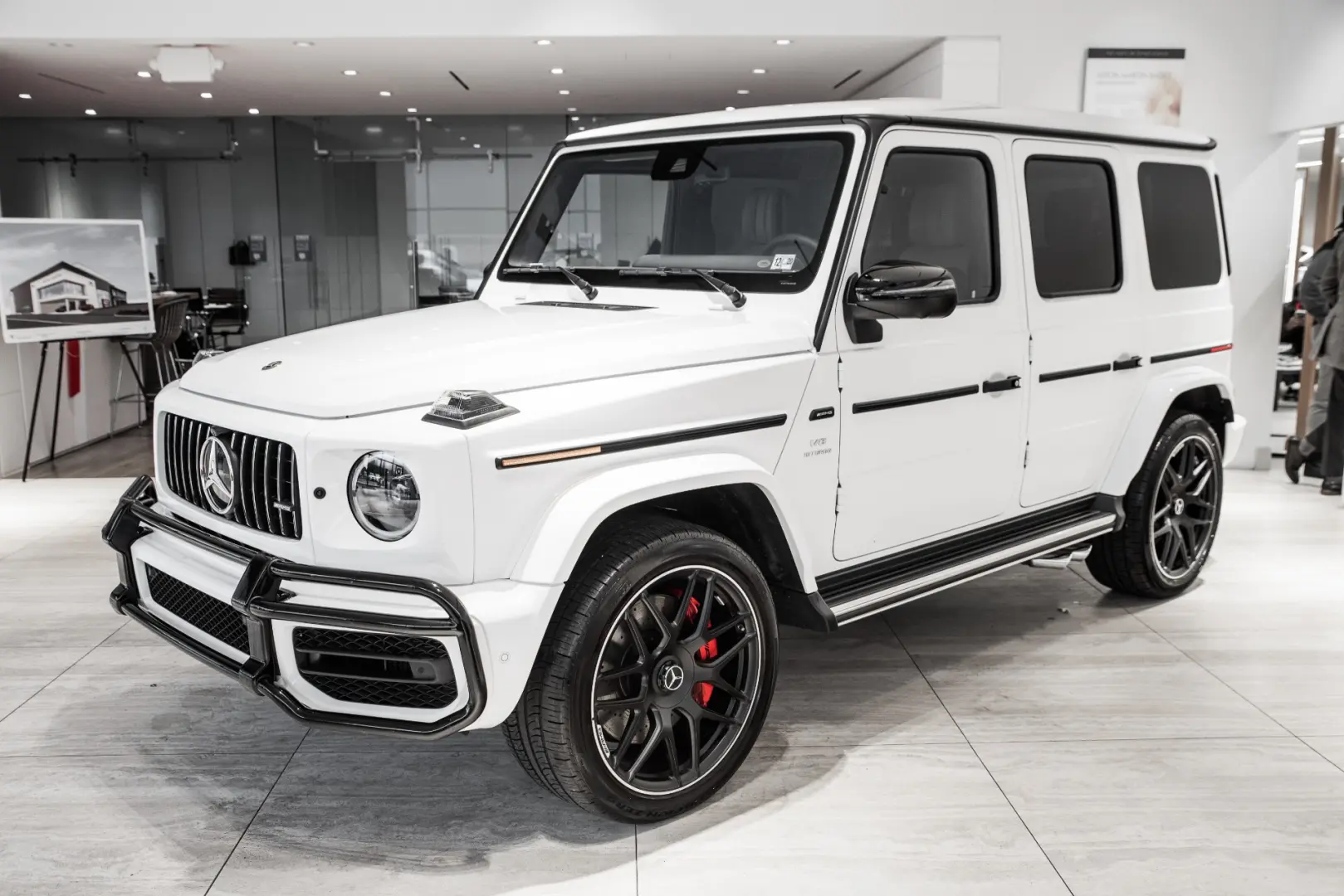 Mercedes-Benz  G 63 AMG 9G-Tronic 3