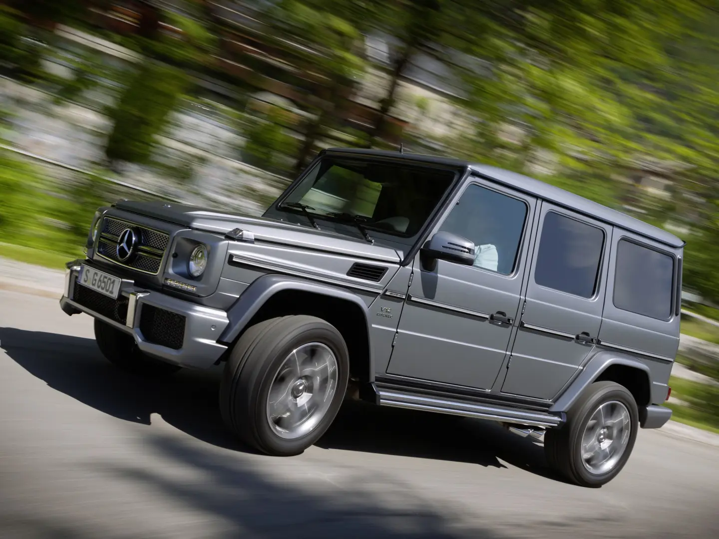 Mercedes-Benz  G 65 AMG 4