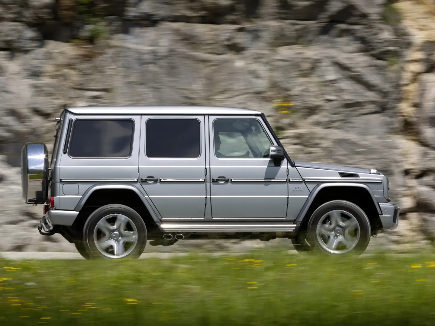 Mercedes-Benz  G 65 AMG 7