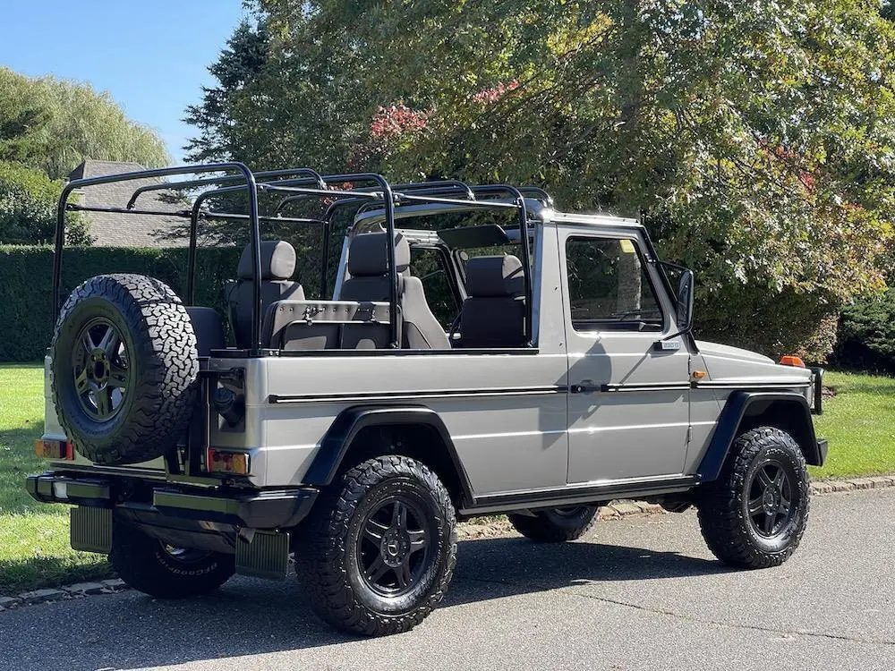 Mercedes-Benz  G Cross Country 320 1