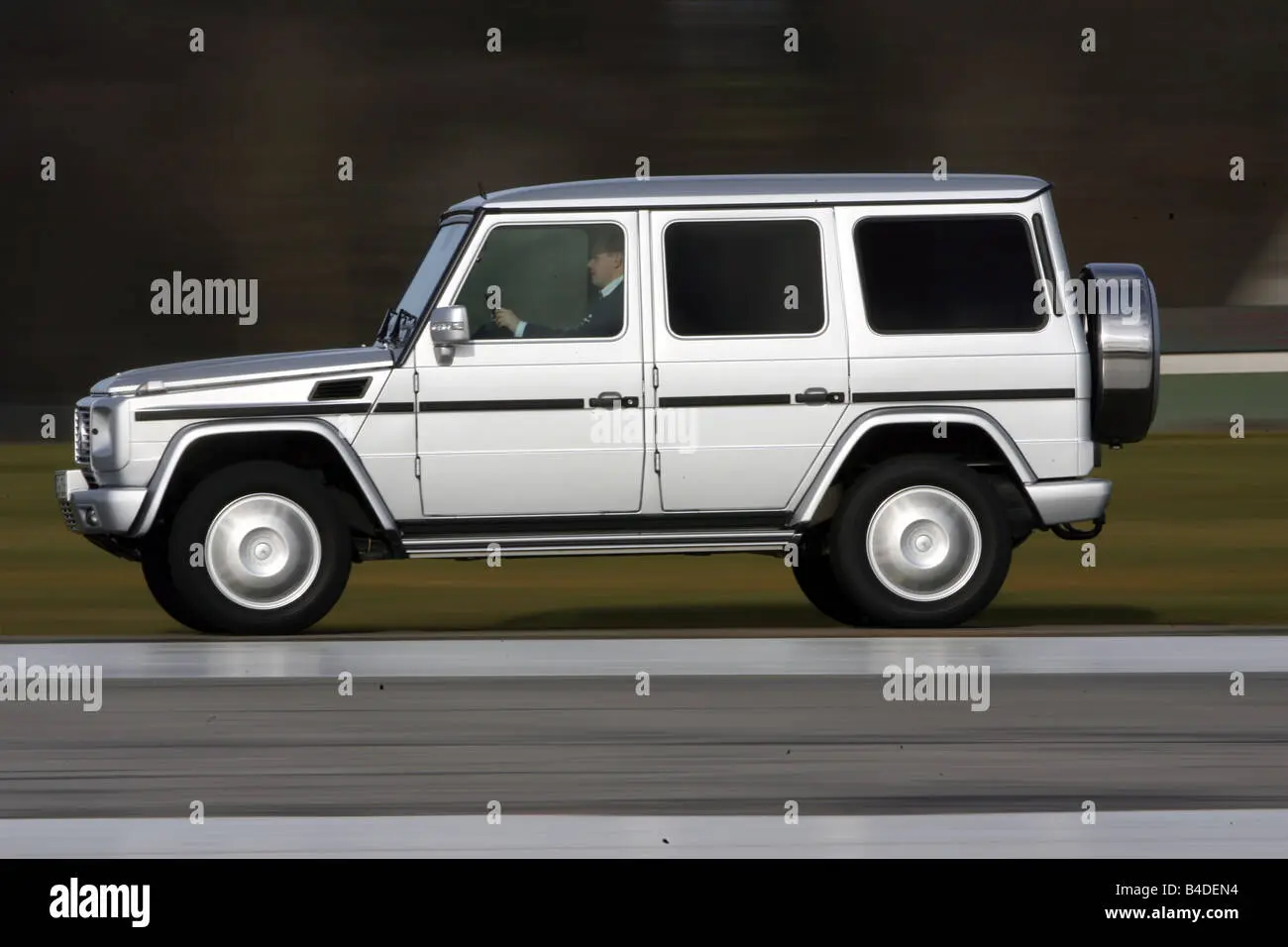 Mercedes-Benz  G Cross Country 320 CDI 2