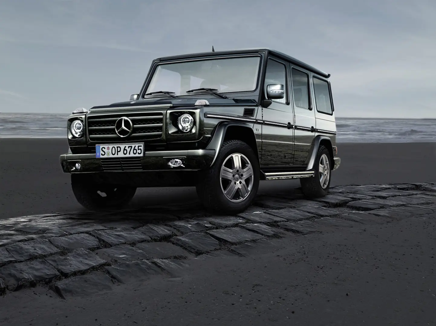Mercedes-Benz  G Cross Country 500 0