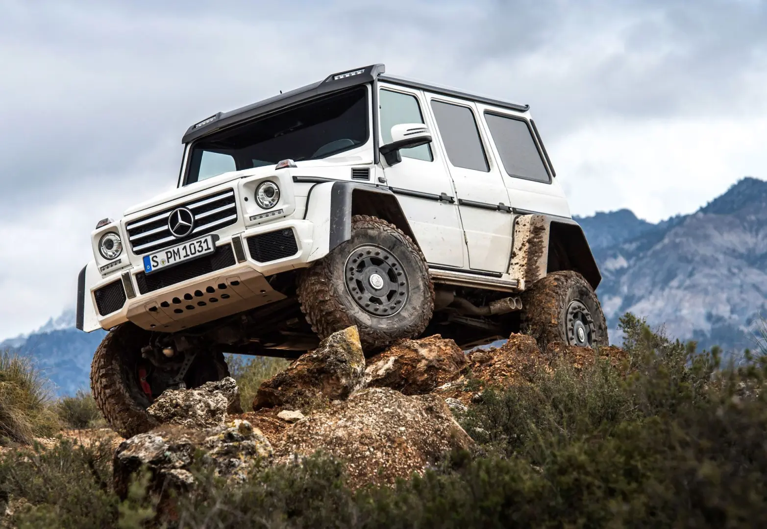 Mercedes-Benz  G Cross Country 500 6
