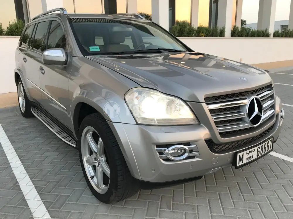 Mercedes-Benz GL GL 500 4Matic 6
