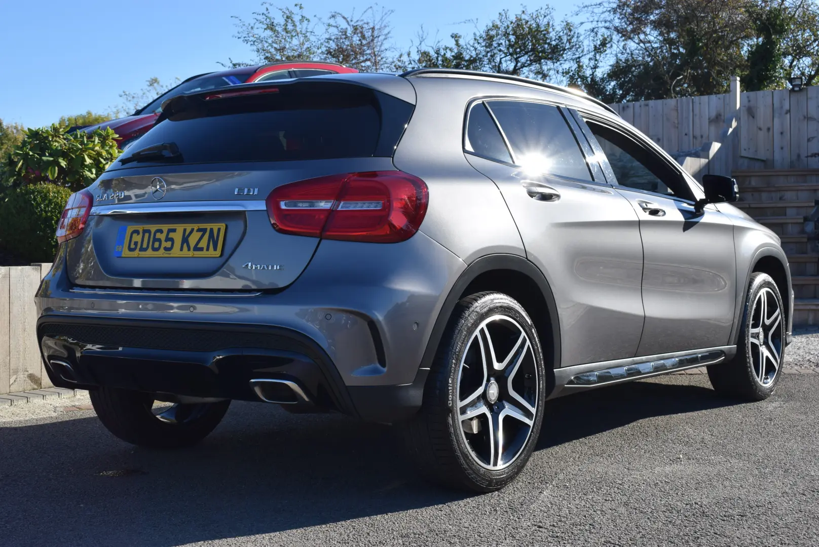 Mercedes-Benz GLA GLA 180 CDI AMG 7G-DCT 5