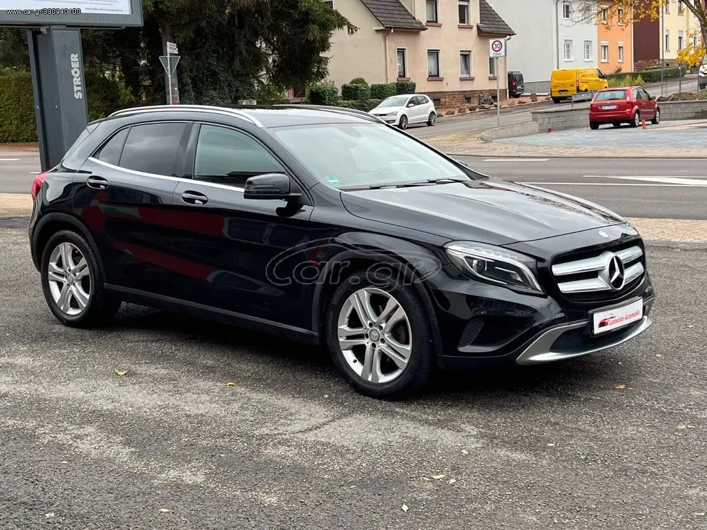 Mercedes-Benz GLA GLA 180 CDI Urban 7G-DCT 3