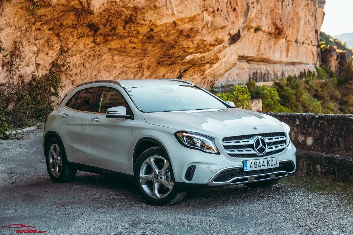 Mercedes-Benz GLA GLA 180 d Comfort 7G-DCT 6