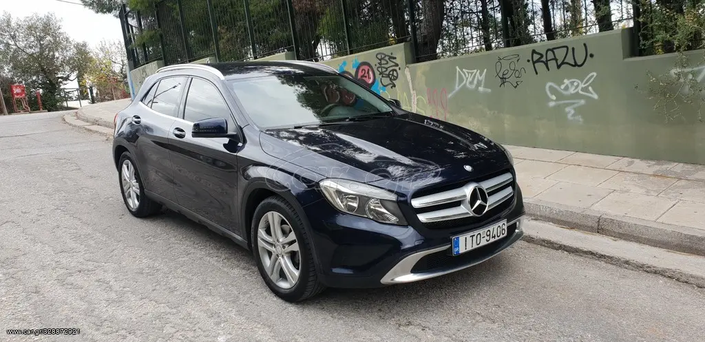 Mercedes-Benz GLA GLA 180 d Urban 7G-DCT 4