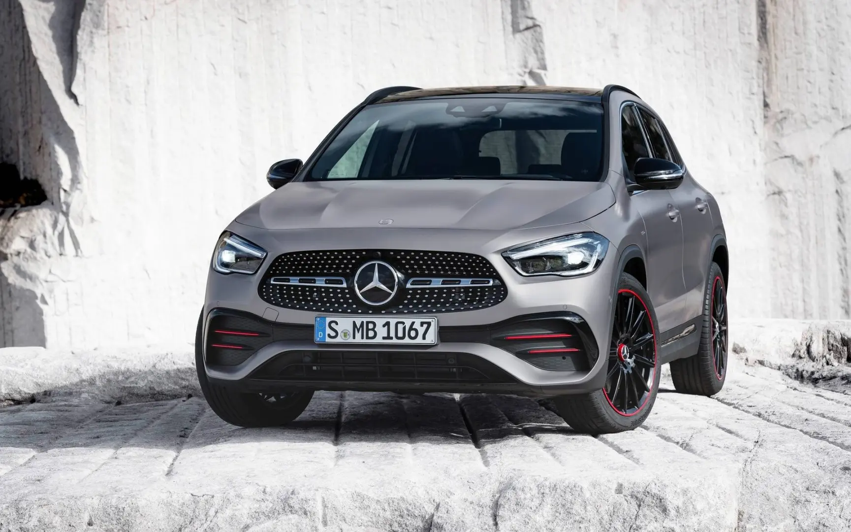 Mercedes-Benz GLA GLA 200 Progressive+ 7G-DCT 4