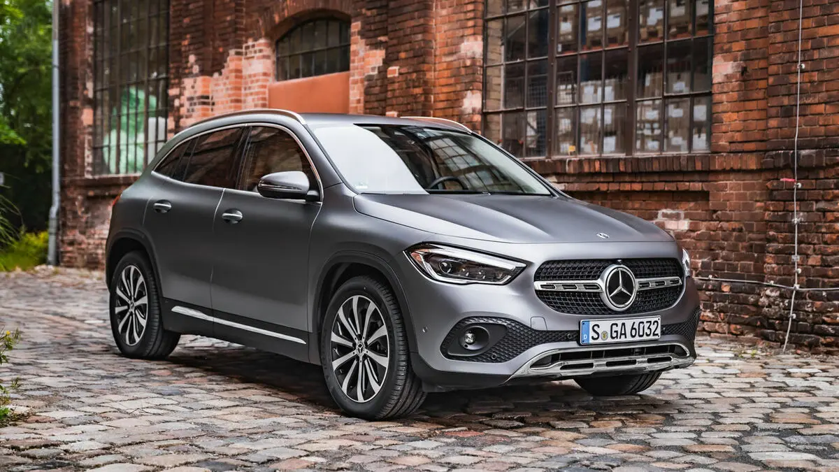 Mercedes-Benz GLA GLA 200 Progressive 4