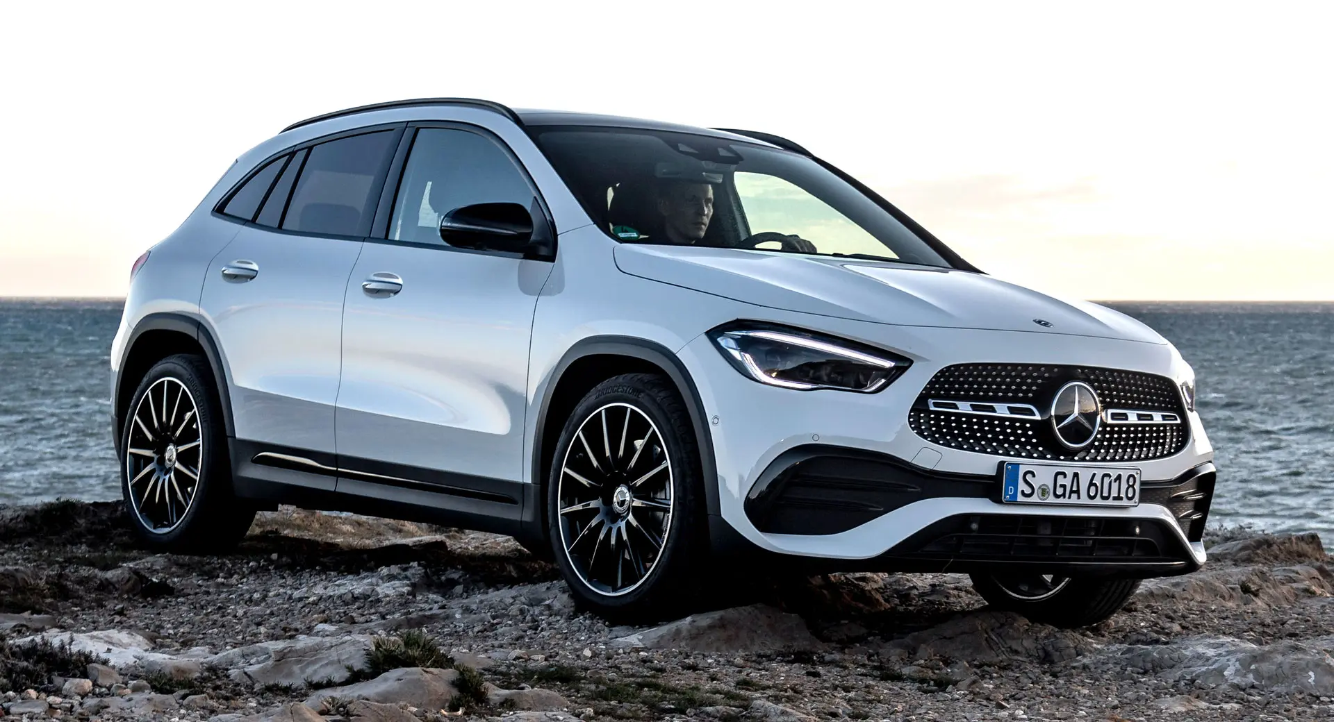 Mercedes-Benz GLA GLA 200 AMG 7G-DCT 1