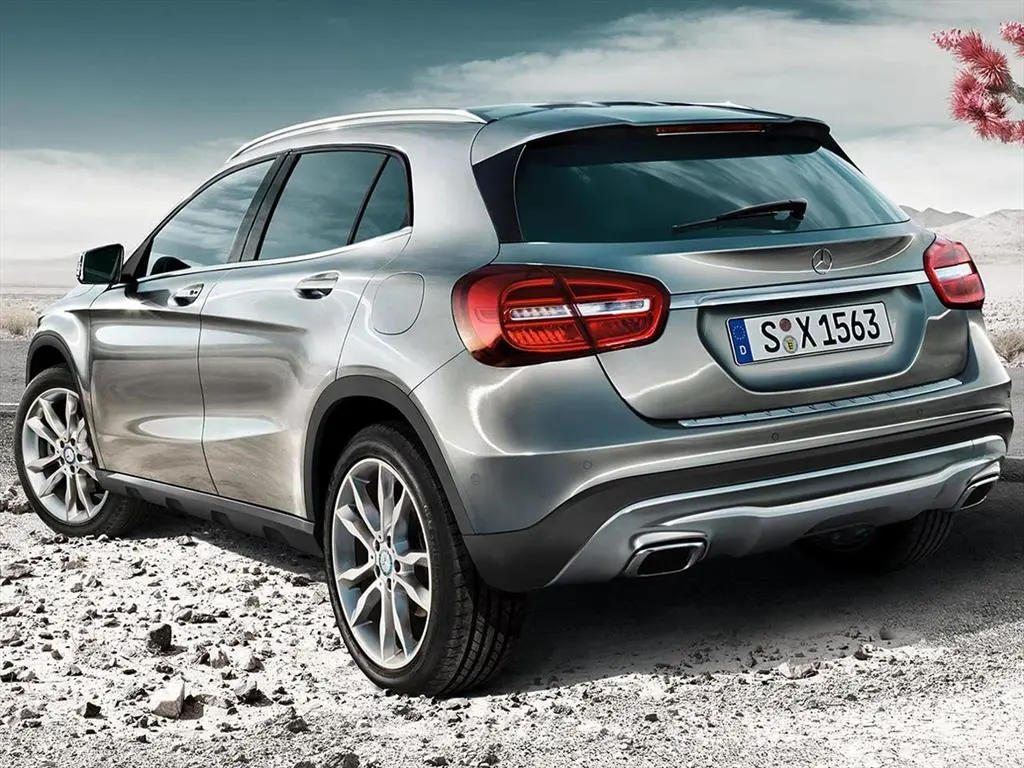 Mercedes-Benz GLA GLA 200 Urban 7G-DCT 5