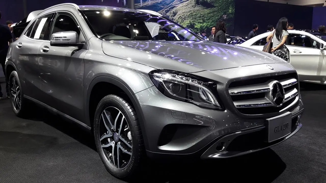 Mercedes-Benz GLA GLA 200 Urban 7G-DCT 6