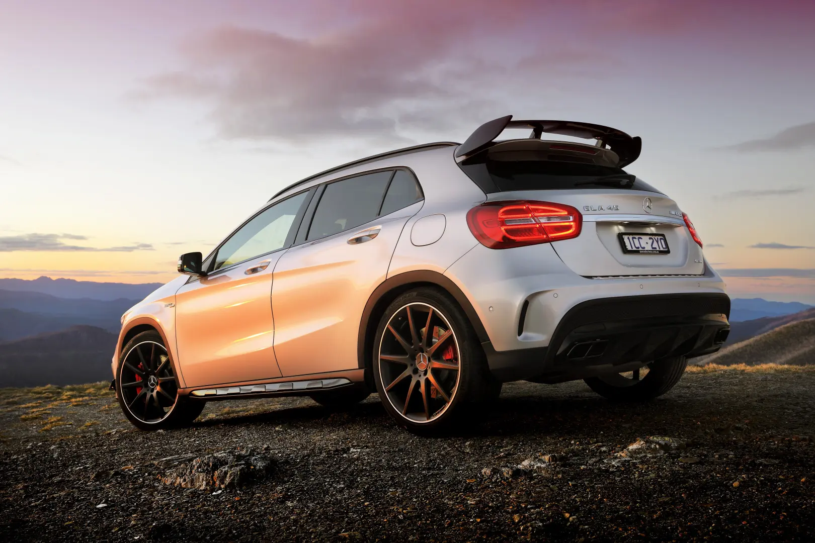 Mercedes-Benz GLA GLA 45 4Matic AMG 7G-DCT 3