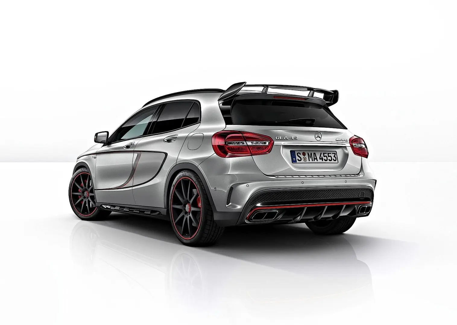 Mercedes-Benz GLA GLA 45 4Matic AMG 7G-DCT 6