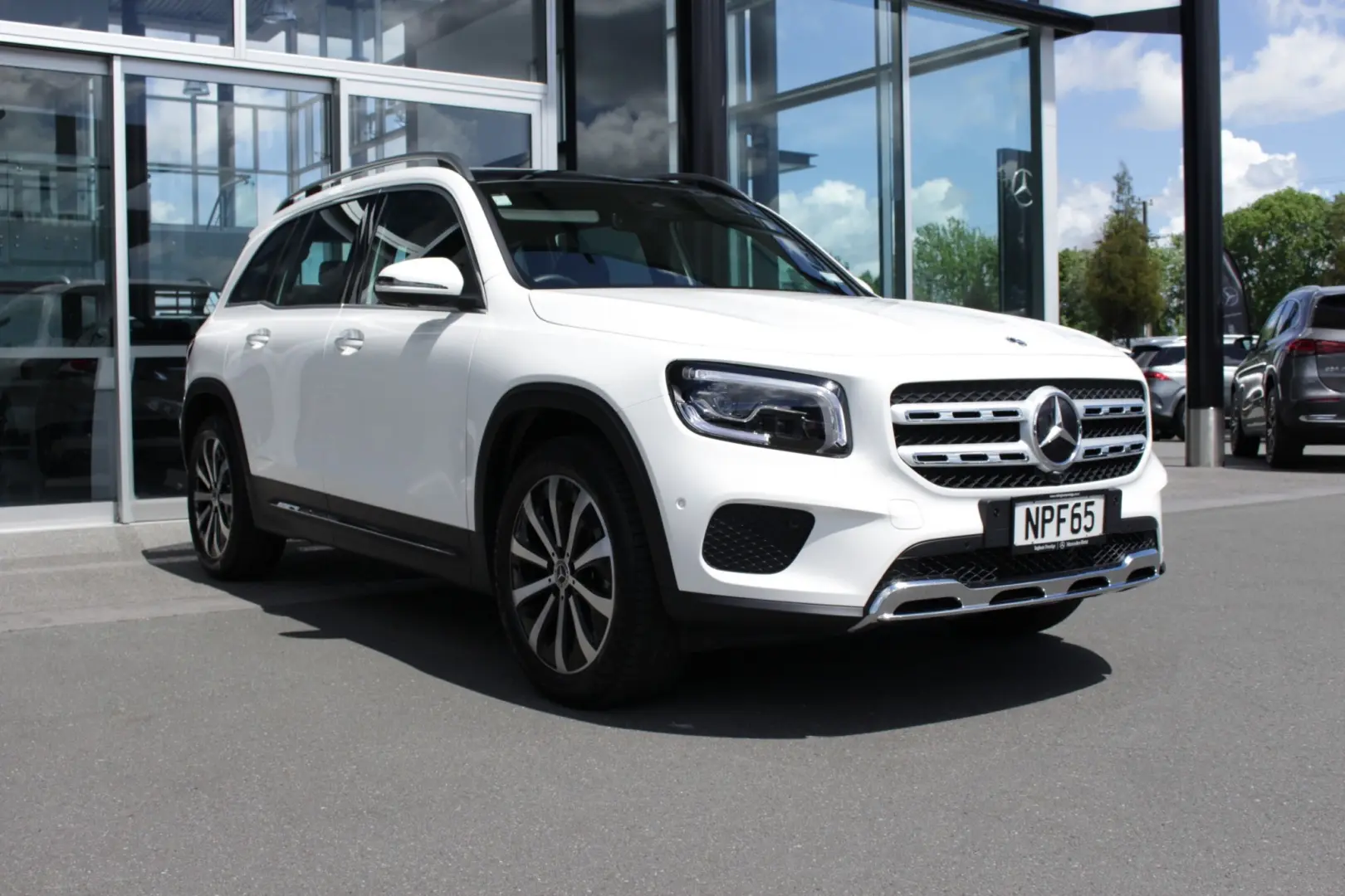 Mercedes-Benz GLB GLB 200 Progressive+ 4Matic 7G-DCT 5