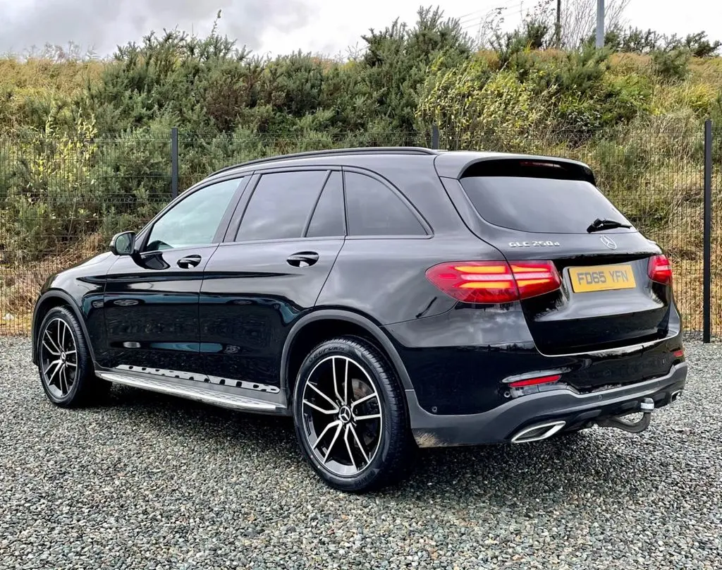 Mercedes-Benz GLC GLC 250 4Matic AMG 9G-Tronic 4