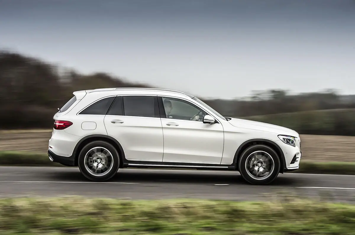 Mercedes-Benz GLC GLC 250 d 4Matic AMG 9G-Tronic 5