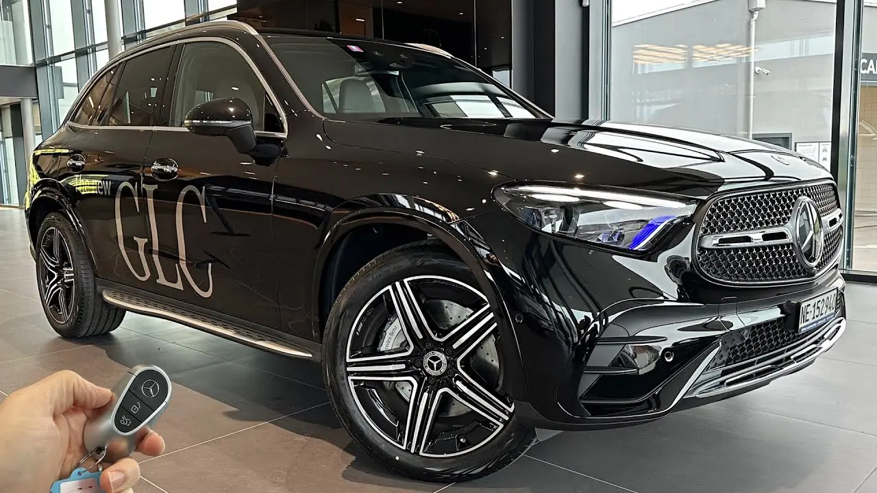 Mercedes-Benz GLC GLC 300 d 4Matic AMG 6