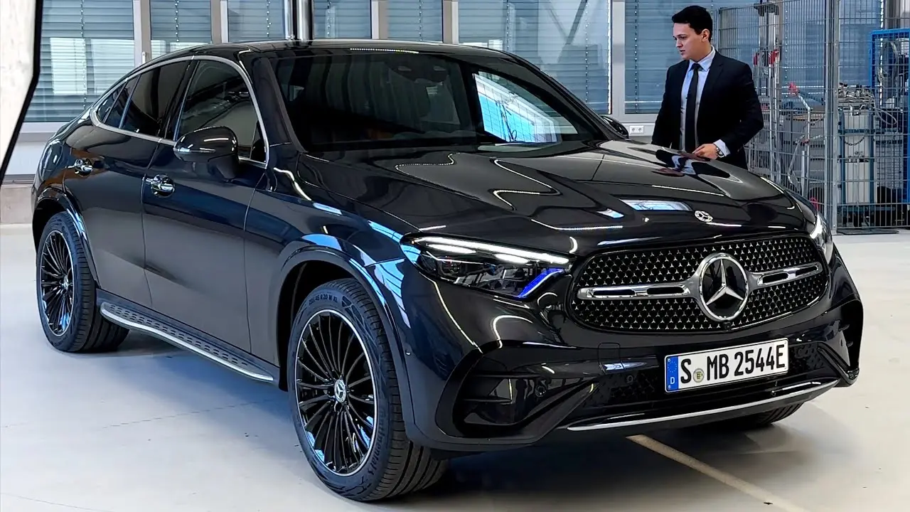 Mercedes-Benz GLC Coupe GLC Coupe 180 AMG 9G-Tronic 3