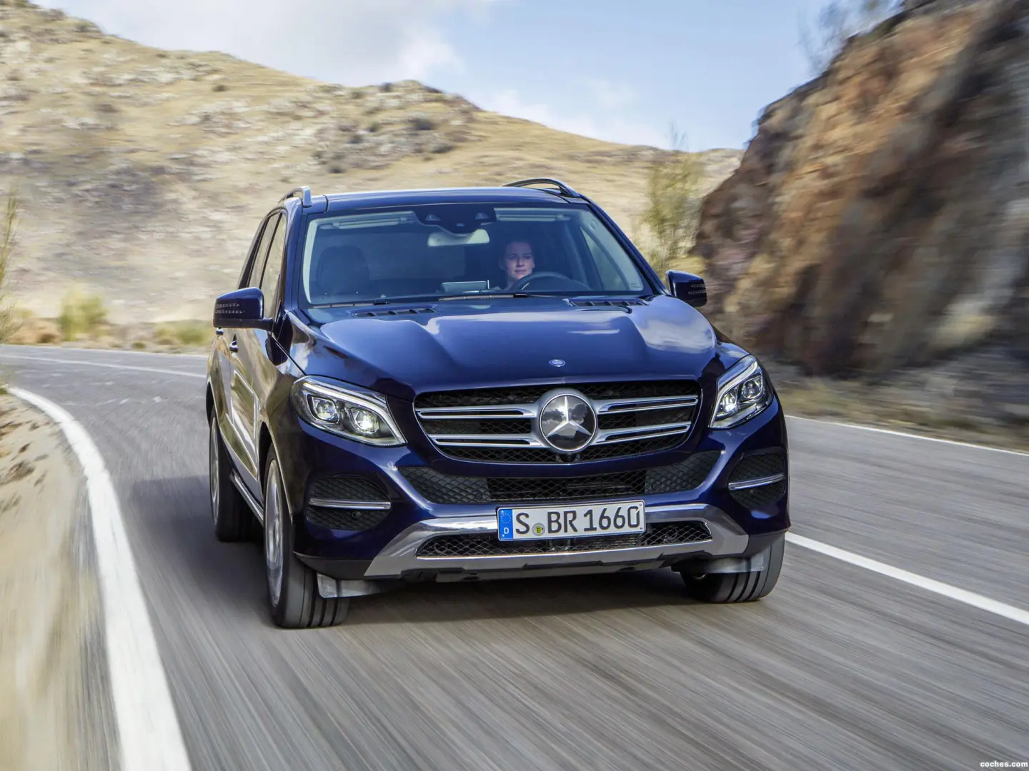 Mercedes-Benz GLE GLE 250 D 4Matic Style 9G-Tronic 5