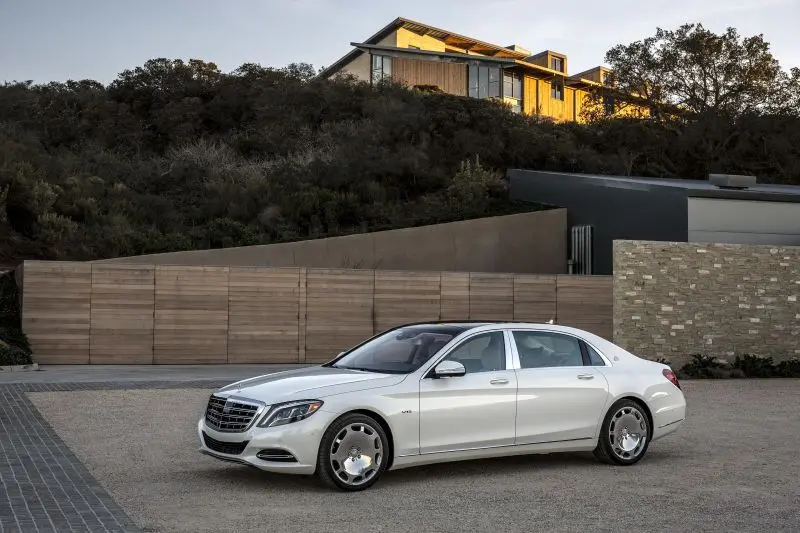 Mercedes-Benz  Maybach 500 9G-Tronic 1